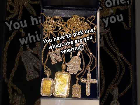 Watch Which one are you picking?🥶❄️ #shorts #daytrading #foryou #gold #diamonds #roblox #daytrades