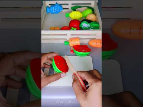 Realistic wooden Fruits