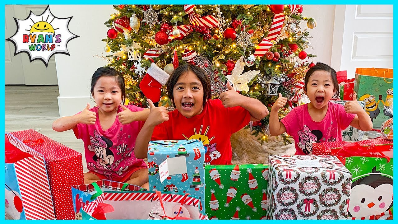 Download Ryan's Christmas Morning Opening Presents with Emma and Kate!