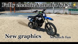 MY NEW GRAPHICS ARE INSANE ON MY FULLY ELECTRIC YAMAHA YZ85