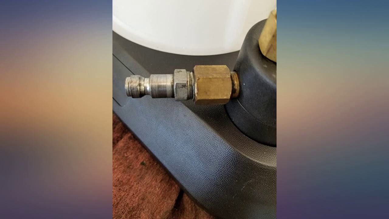 Mityvac MV7300 Pneumatic Air Operated Fluid Evacuator with Accessories