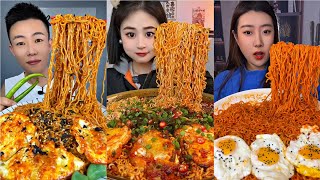 MUKBANG 먹방 EATING SPICY NOODLES With SOFT FRIED EGGS chewy sounds | ASMR | chinese foods 香辣软煮鸡蛋 screenshot 3