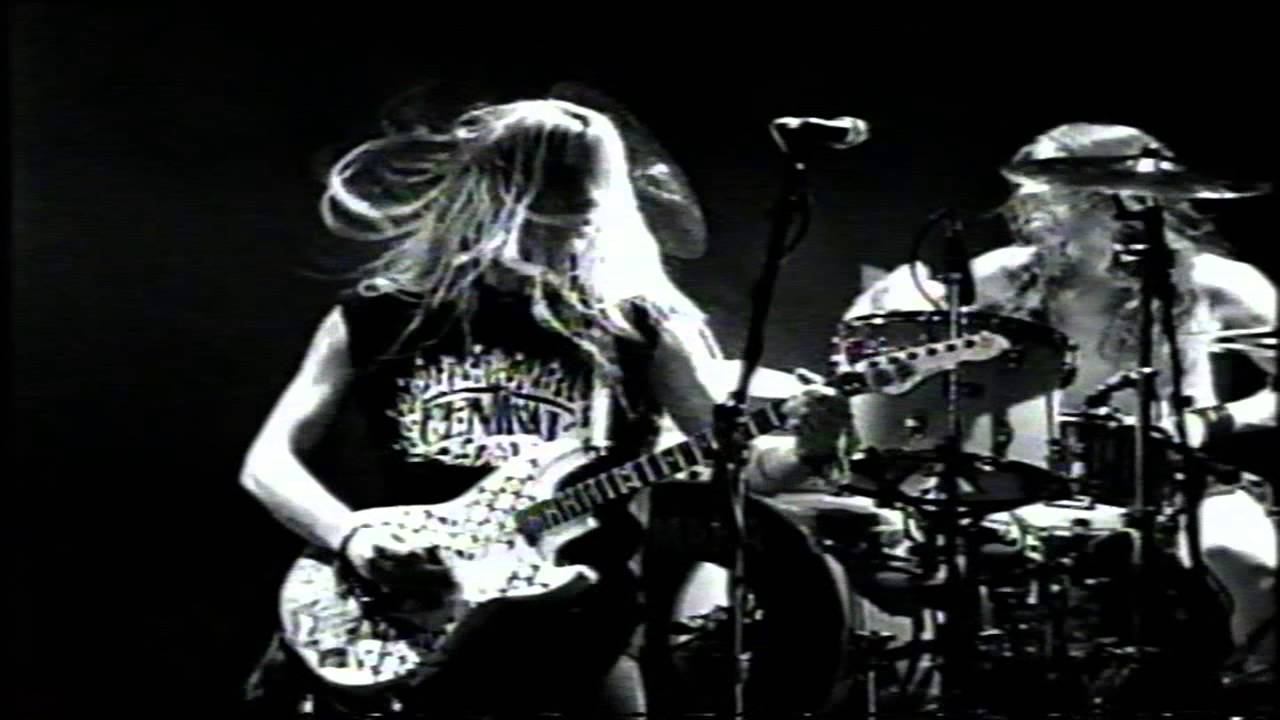 Alice In Chains - Real Thing (Live In Seattle '90) HD - YouTube
