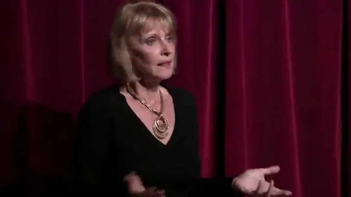 Joyce Lillis Circle to Stage Performance