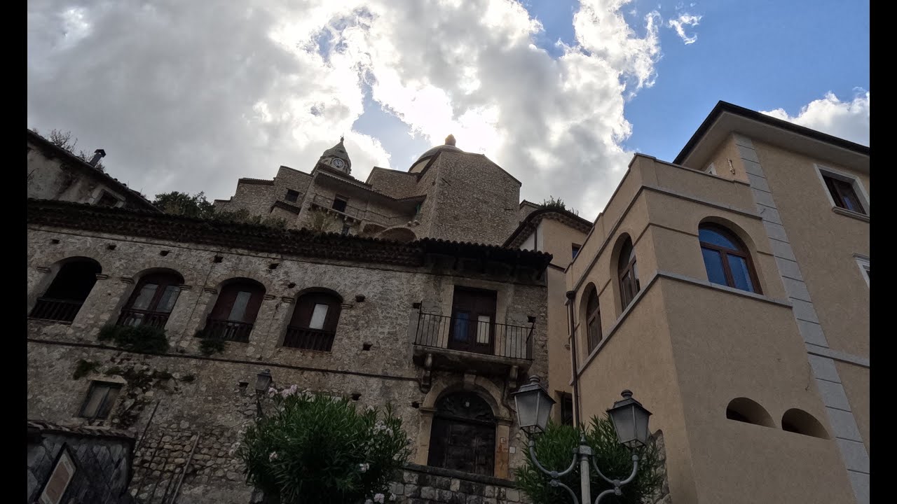 4K Walking in Cusano Mutri