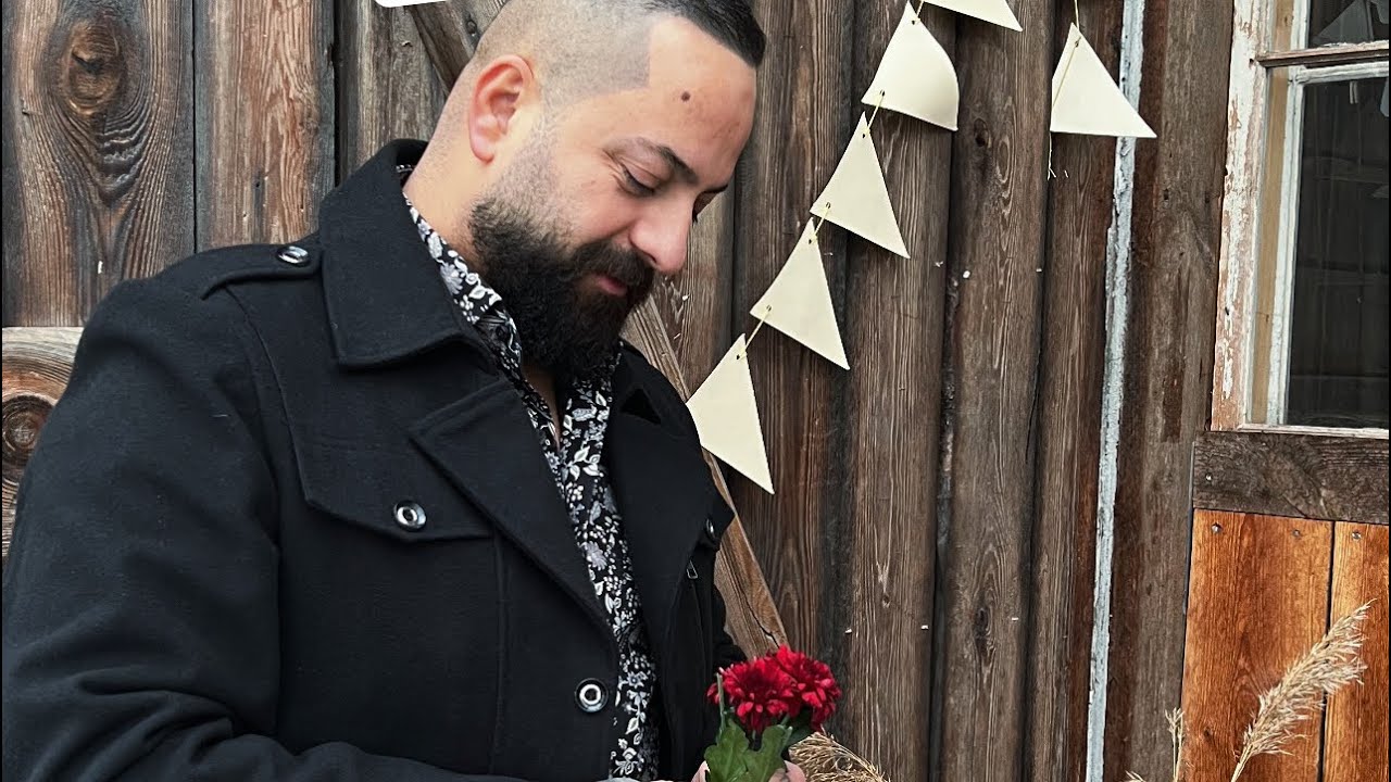 Watch Albert William ( WARDA SMOQA ) #assyrian on YouTube Watch Albert William ( WARDA SMOQA ) #assyrian on YouTube