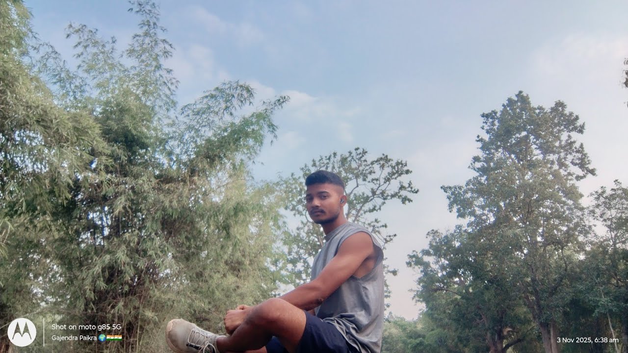 आज का मौसम काफी अच्छा लग रहा है। मेरे गाँव का मंदिर 🛕