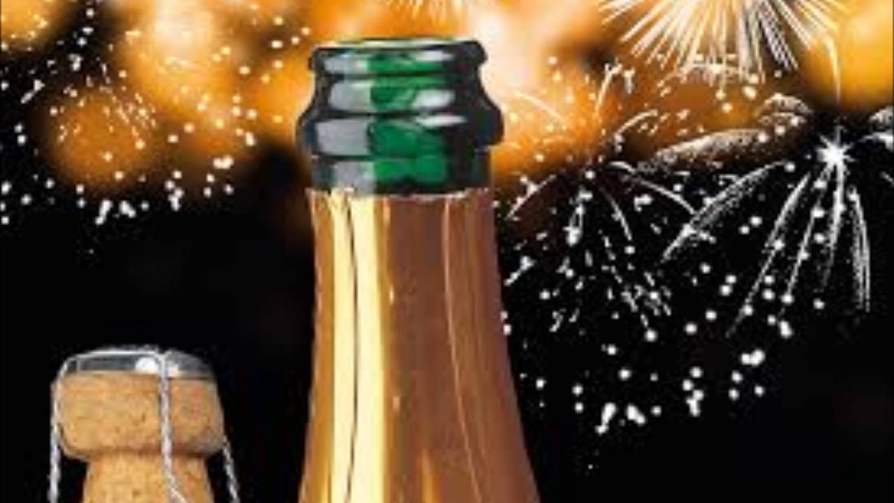 835 Smooth Summer Beach Waves Funk & Disco Love Groove Shuffle 6/8 Beat Theme 190 Bpm 3 solos