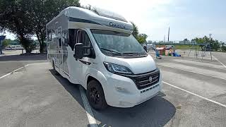 camper semintegrale cambio automatico letto centrale 648 titanium vip chausson