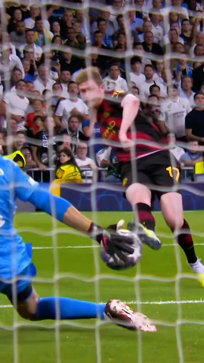 When De Bruyne met Courtois! ⚔️
