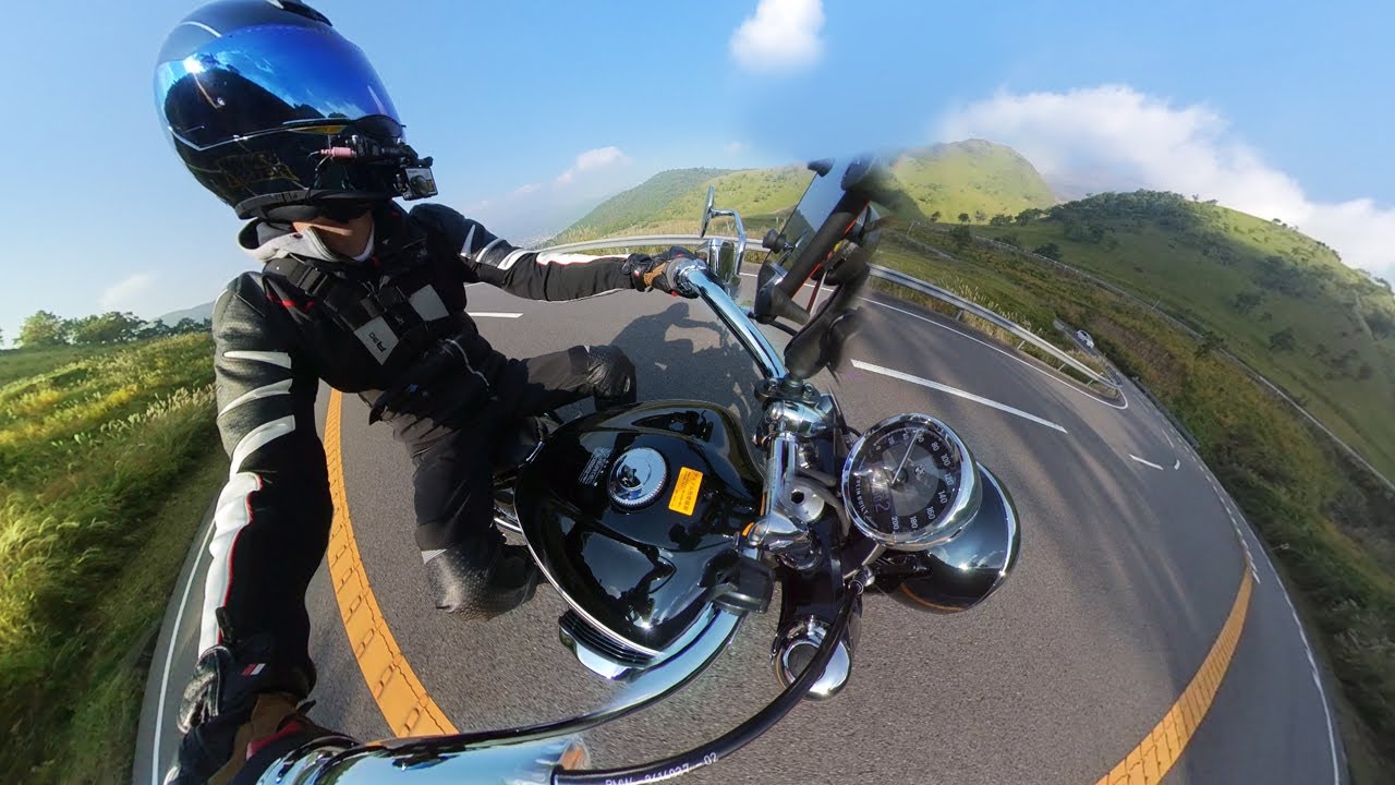 【クルーザー】デカいバイクでツーリングするメリットとは？！【BMW R18】