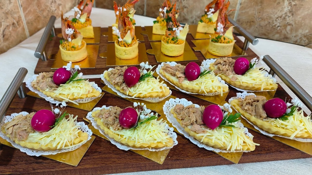 ميني باركات بكريمة الجبن والتن اللي درتهم في قهوة نفاس ختي وصفة رائعة بعجينة هشة وخفيفة وكريمة رائعة