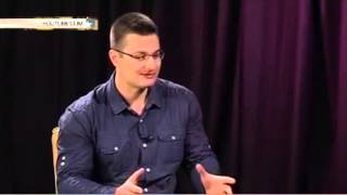 Украинский журналист, вернувшись в Донецк, попросил прощения у земляков Украинский журналист, вернувшись в Донецк, попросил прощения у земляков