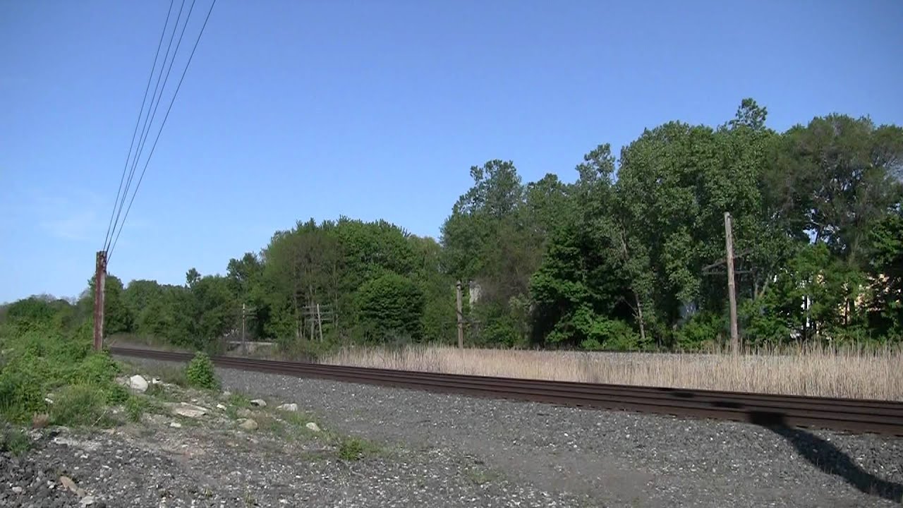 CSX 6939 and slug at Walbridge Road in Erie, PA YouTube
