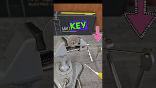 LockPicking 🔐 HACK! #viral #Funny #hack #Tips #lockpicking #security #military