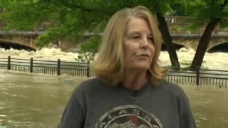 Heavy rain causes flooding in Central TX