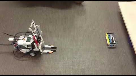 LEGO Mindstorms NXT Forklift