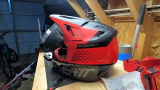 Leatt 8.5 helmet review