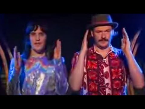 The four way crimp in the crimp off - The Mighty Boosh  - BBC comedy