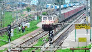 02232 Howrah - JammuTawi Himgiri SF Express Indian Railways