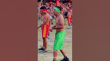 Baku Pukul Pake Lidi (Baku pukul menyapu) di Mamala