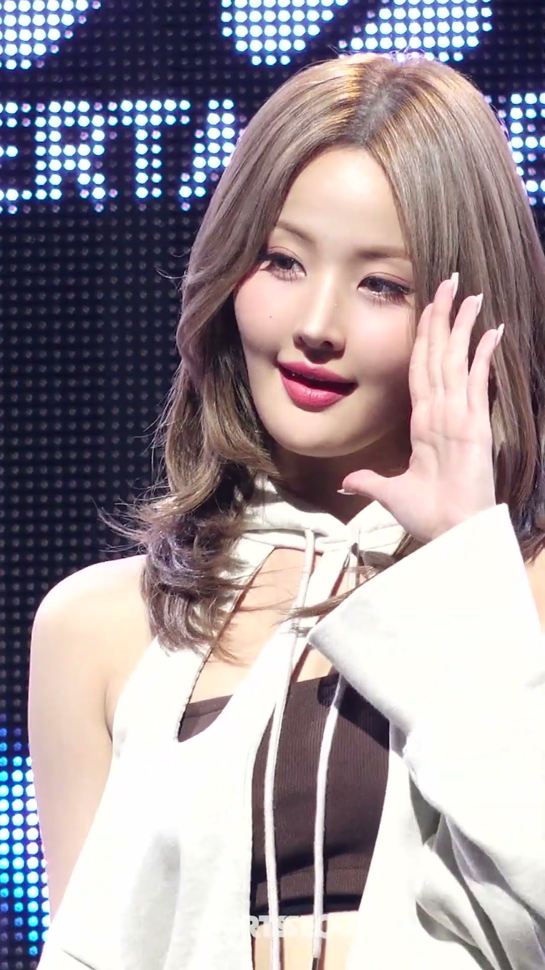 키오프 벨, 하늘에서 내려온 인형 #BELLE