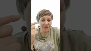 Мы пришли на эту землю чтоб сломать родовые программы негативные и стать счастливыми и свободными.