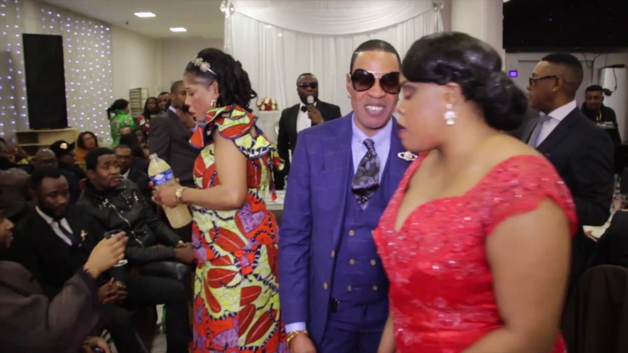 LA FETE AUX FIANCAILLE DE NORBAT DE PARIS ET PEGGY BIDIMBOU