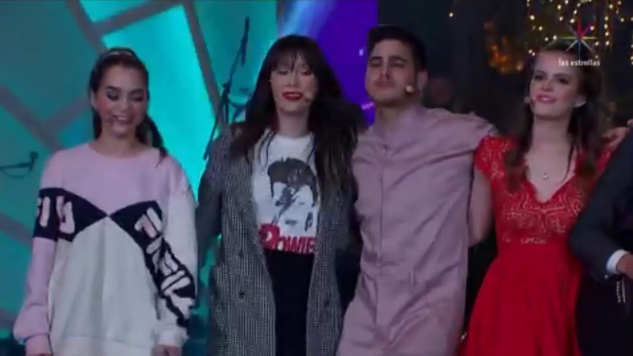 Like - Bienvenido 2019 - ''Una y Otra Vez'' y ''Vamos a Arreglarnos''