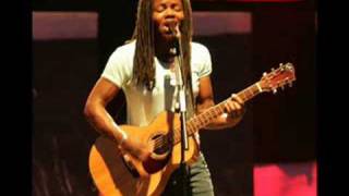 Tracy Chapman - Mountains O'Things chords