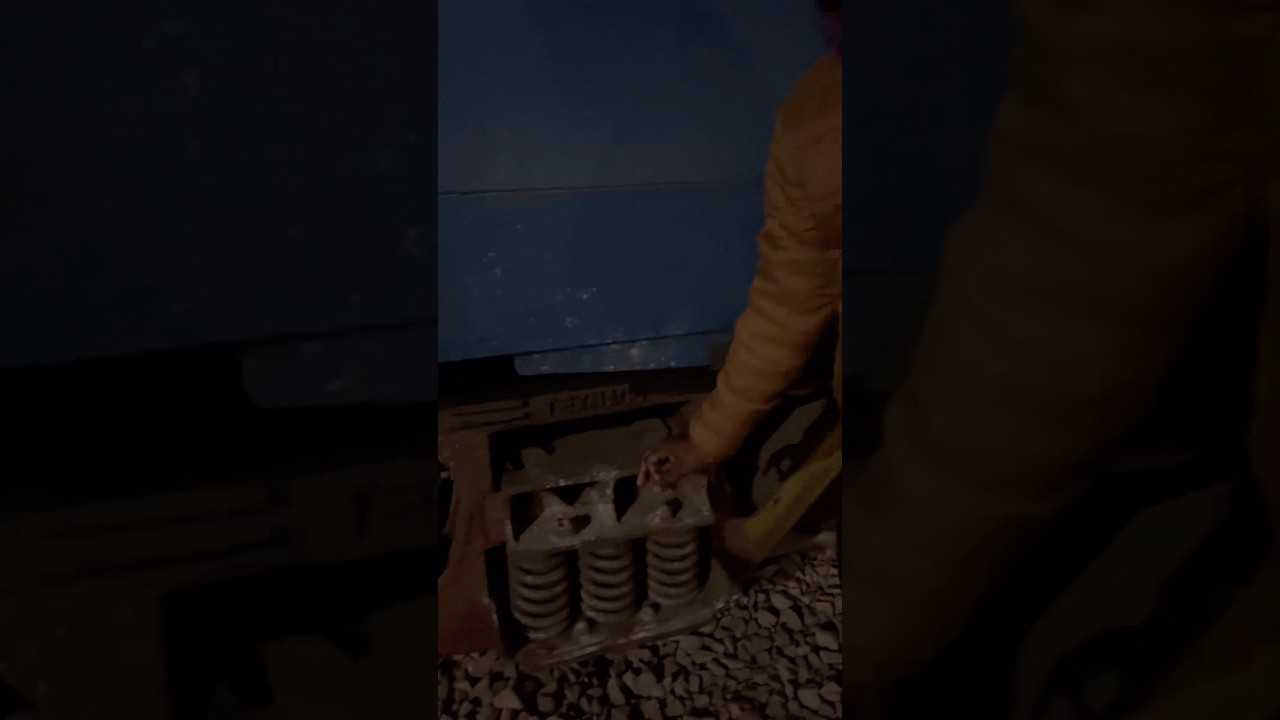 Assistant c and w in railway group d| assistant c & w work in railway 