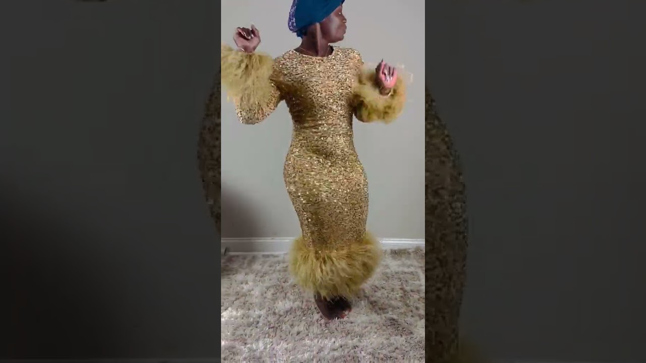 Worked 32yards of Ostrich feathers trim on this dress 😍😍 I&rsquo;m accepting custom prom dress orders! B