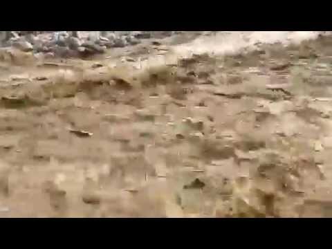 أمطار غزيرة على وادي نعمان الكر 12 19 1435ه