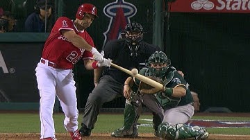OAK@LAA: Ibanez hits RBI single to left to take lead