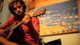 Video voorbeeld van "Jack Johnson featuring Ben Harper - Change (making of)"