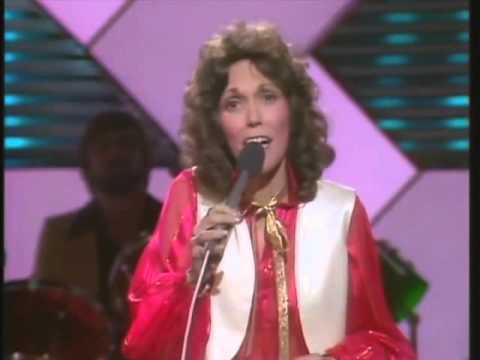 Karen Carpenter - I Need To Be In Love