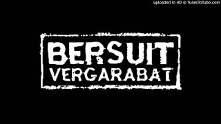 Video thumbnail of "Bersuit Vergarabat - Cuatro Ebrios"