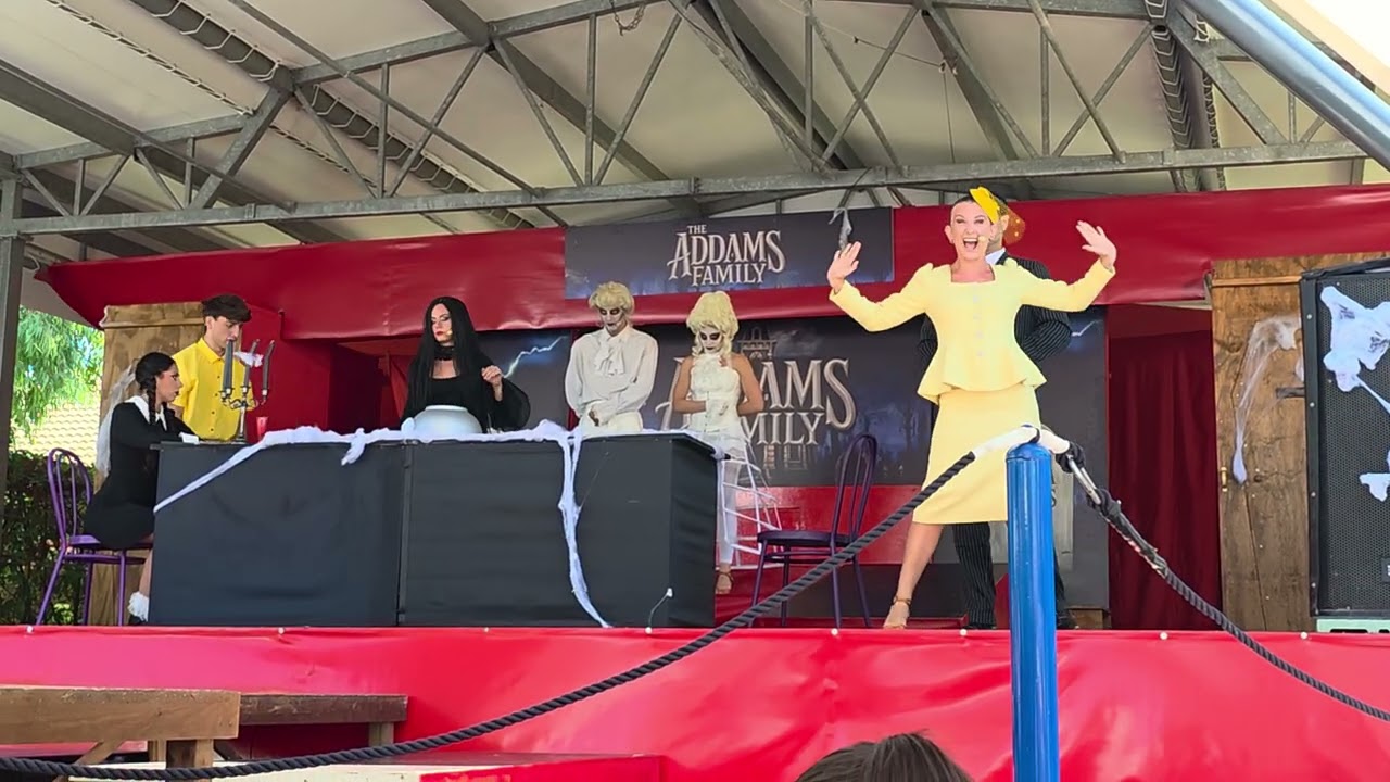 Famiglia addams aqualand 2025