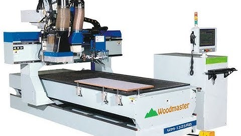 Máy router cnc Woodmaster - thay dao tự động