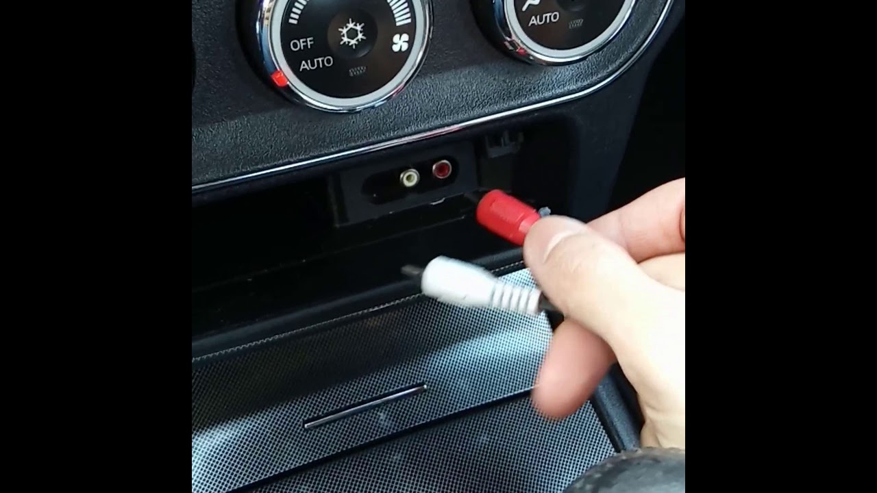 Mitsubishi Lancer jak podłączyć AUX / telefon YouTube