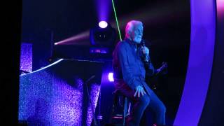 Kenny Rogers singing Lady at The Ryman 9-25-13