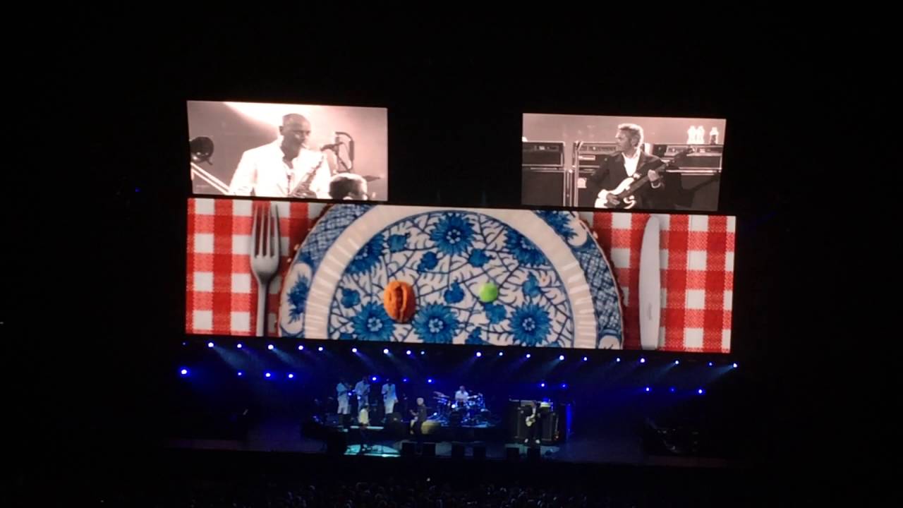 Doe Maar in concert 32 jaar later