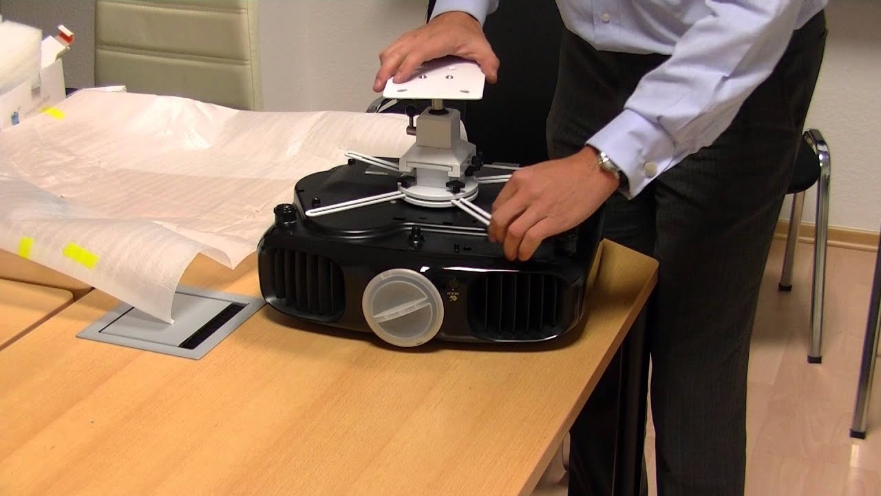 Model 3151 Beamer Projektor Deckenhalterung drehbar 360/° ausziehbar bis 55 cm wei/ß