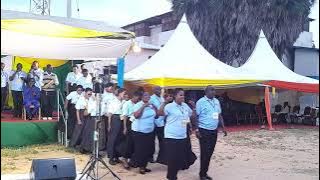 maisha bila ya kusifu live Kurasini choir Tanzania