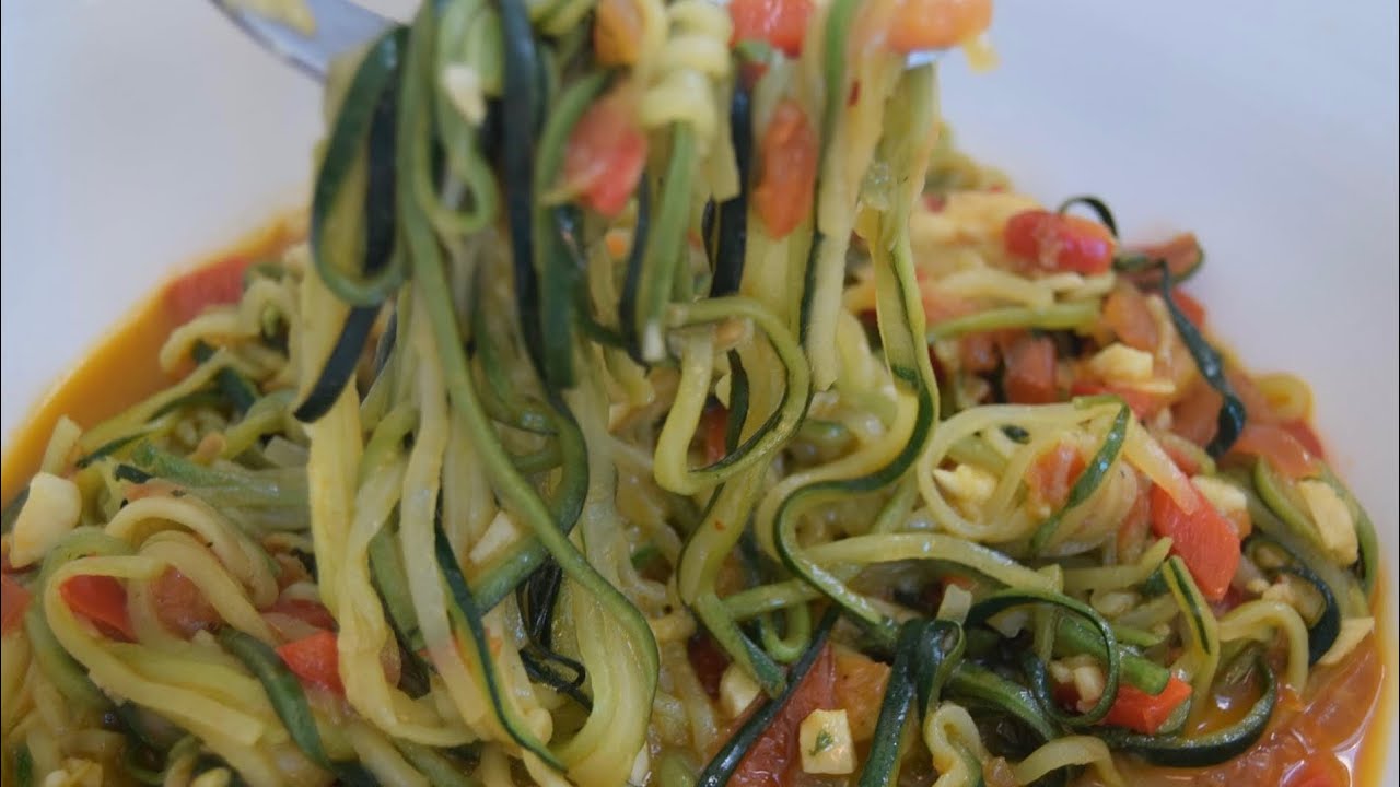 The 22 Best Zucchini Noodle Makers for Your Low-Carb Kitchen in 2021 – SPY