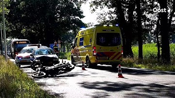 Motorrijder gewond bij aanrijding in Enschede