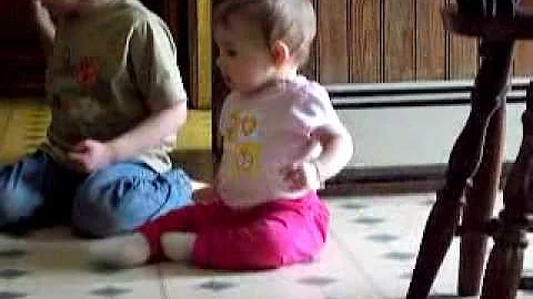 paige crawling 123b