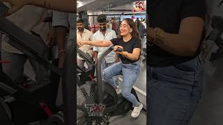 എളപപതതൽ സകകൾ ചവടടൻ പകനന അനമള കണട