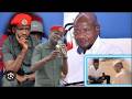ENDLICH MUSEVENI IST ABWESEND ER FORDERT VERHANDLUNGEN MIT BOBI WINE MINDESTENS ÜBER EINE MACH