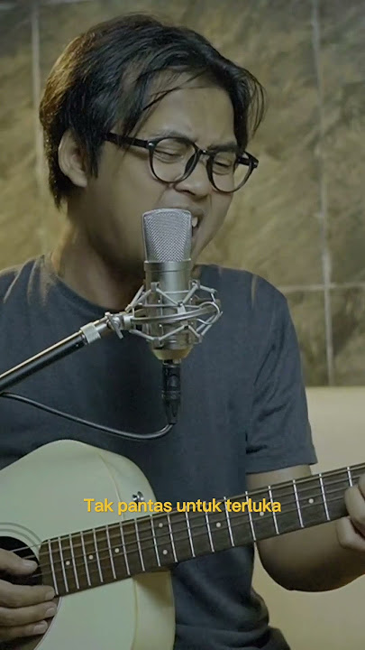 Tak Pantas Terluka#takpantasterluka  #keisyalevronka #trandingshorts #negeridongeng #cover #sadsong